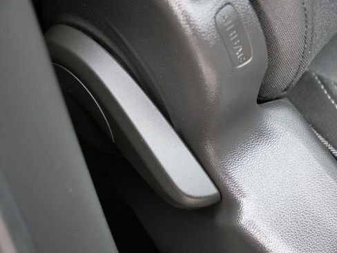 Used 2023 Buick Encore GX Preferred w/ Cold Weather Comfort Package FWD image 16