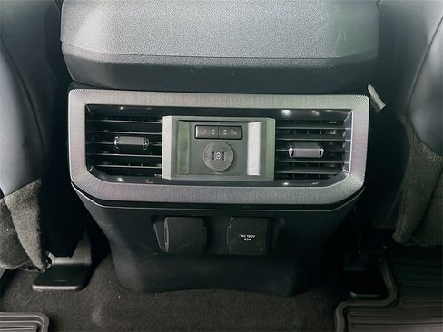 Used 2024 Ford F350 Platinum image 22