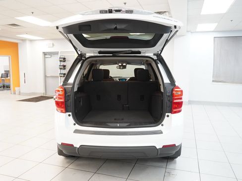 Used 2016 Chevrolet Equinox LT w/ Convenience Package FWD image 9