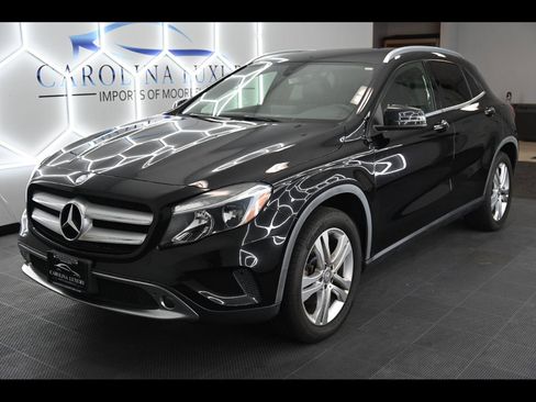 Used 2016 Mercedes-Benz GLA 250 4MATIC image 1