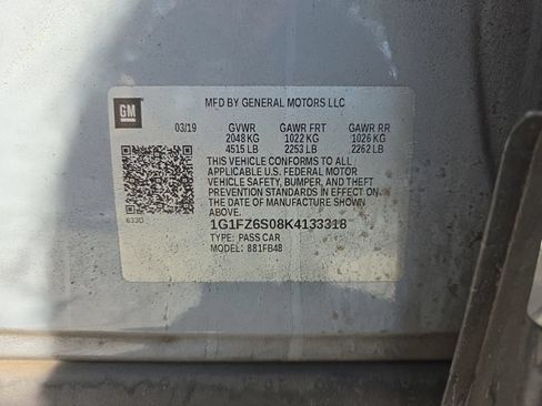 Used 2019 Chevrolet Bolt Premier w/ Infotainment Package FWD image 12