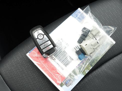 Used 2021 Ford F150 XLT w/ Equipment Group 302A High image 39