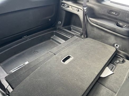 Certified 2024 Jeep Grand Cherokee L Laredo image 9