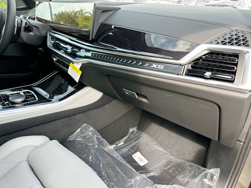 New 2026 BMW X5 sDrive40i w/ M Sport Package image 24