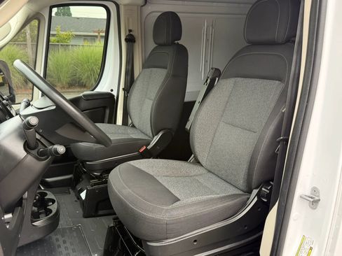 Used 2021 RAM ProMaster 2500 FWD image 14