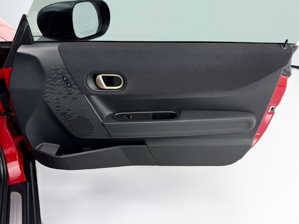 Used 2025 MINI Cooper S FWD image 23