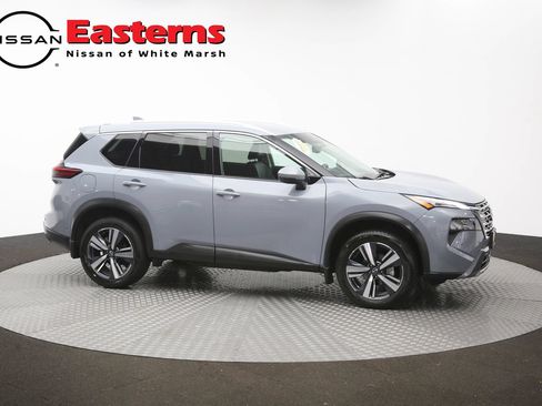 Used 2024 Nissan Rogue SL AWD/4WD image 46