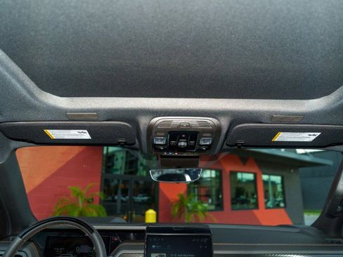 Used 2026 GMC Yukon AT4 w/ AT4 Premium Plus Package AWD/4WD image 14