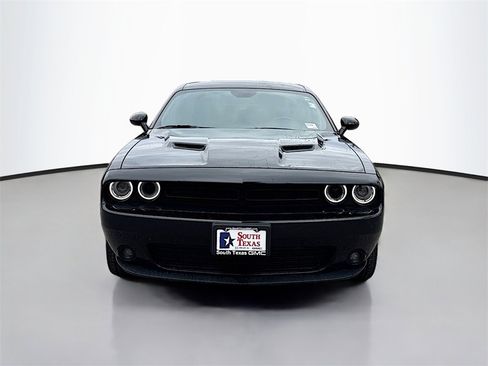 Used 2023 Dodge Challenger SXT w/ Blacktop Package image 2
