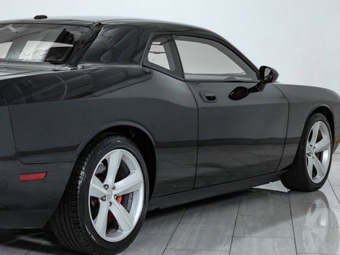 Used 2009 Dodge Challenger SRT8 image 54