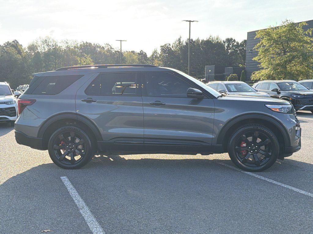 Used 2023 Ford Explorer ST w/ Equipment Group 401A AWD/4WD image 6