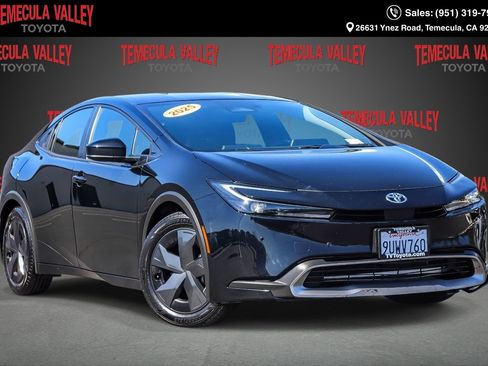 Used 2025 Toyota Prius Plug-In Hybrid FWD image 1