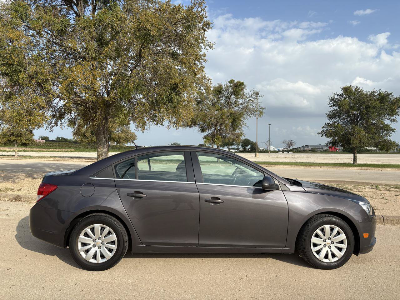 Used 2011 Chevrolet Cruze LT FWD image 44