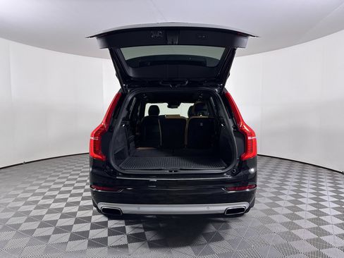 Used 2019 Volvo XC90 T6 Momentum w/ Protection Package AWD/4WD image 9