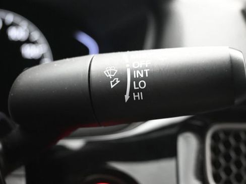 Used 2023 Honda Civic Sport image 21
