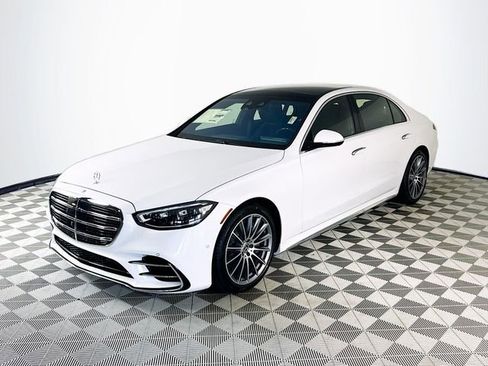 New 2026 Mercedes-Benz S 580 4MATIC Sedan image 3