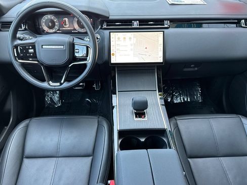 Certified 2026 Land Rover Range Rover Velar Dynamic SE AWD/4WD image 14