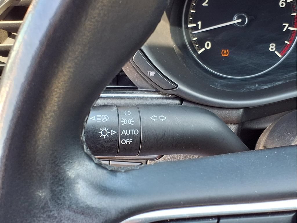 Used 2024 MAZDA MAZDA3 s FWD image 18