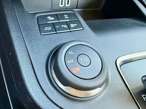 Used 2023 Ford Ranger XLT w/ Equipment Group 302A High image 31