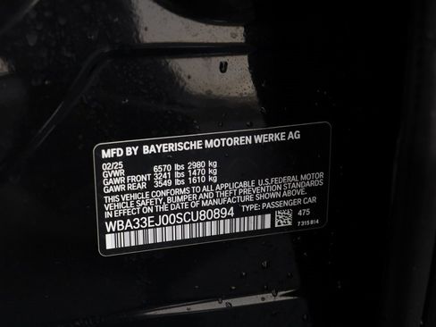 Certified 2025 BMW 760i xDrive w/ Executive Package image 27