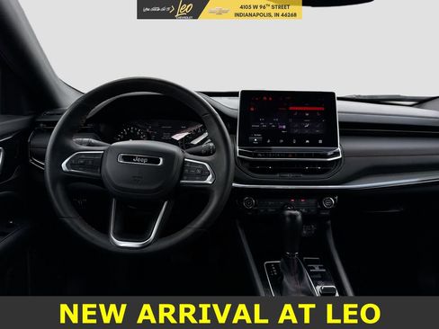 Used 2023 Jeep Compass Trailhawk w/ Trailhawk Convenience Group image 20