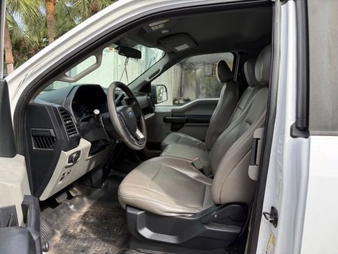 Used 2018 Ford F150 XL w/ Trailer Tow Package image 7
