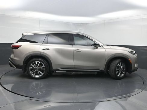 Used 2023 INFINITI QX60 Luxe w/ Performance Audio Package FWD image 46