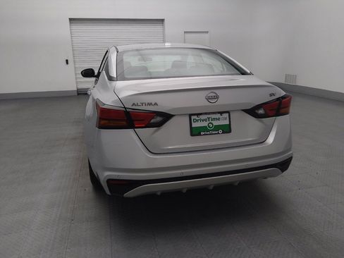 Used 2024 Nissan Altima 2.5 SV image 6