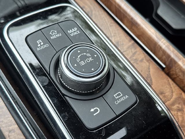 Used 2022 Nissan Armada SL w/ Captain's Chairs Package AWD/4WD image 29