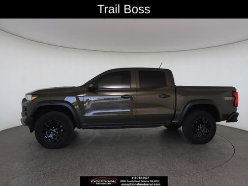 Used 2024 Chevrolet Colorado Trail Boss w/ Technology Package AWD/4WD image 6