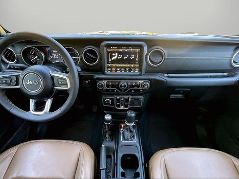 Certified 2023 Jeep Wrangler Unlimited Sahara AWD/4WD image 15
