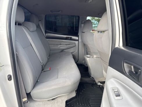 Used 2010 Toyota Tacoma 4x4 Double Cab image 14