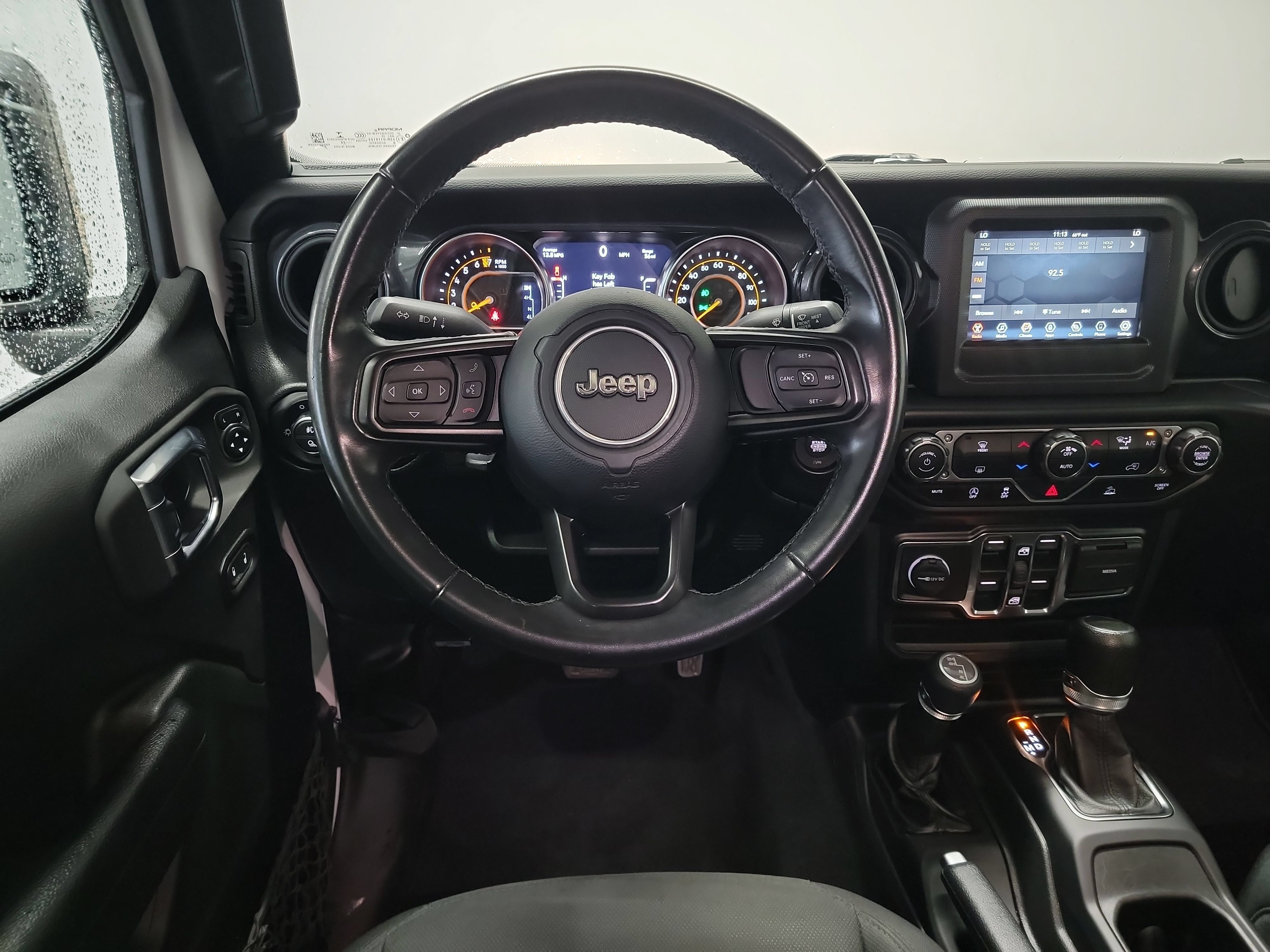 Used 2022 Jeep Gladiator Sport AWD/4WD image 16