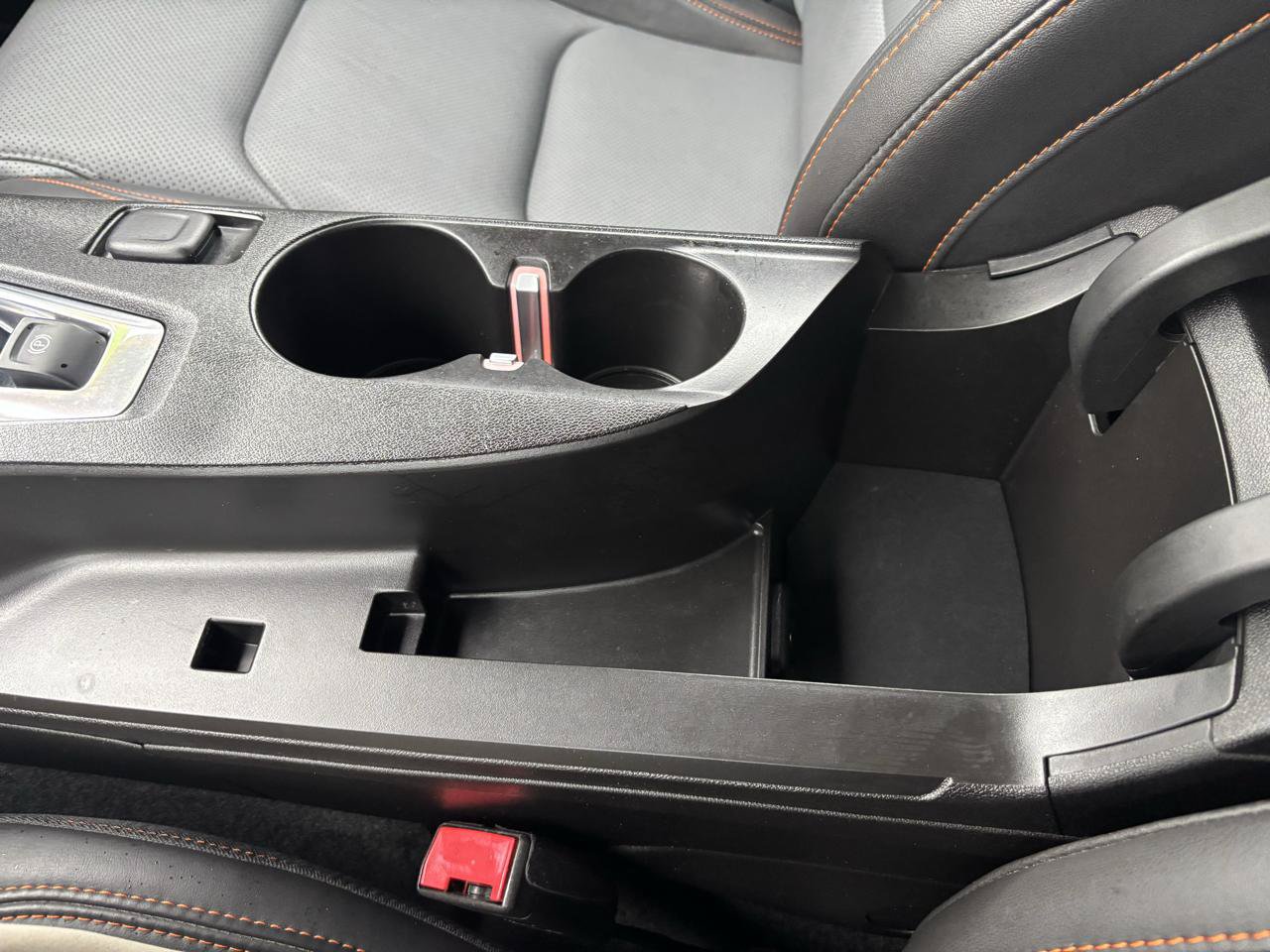 Used 2017 Chevrolet Camaro LT RWD image 37