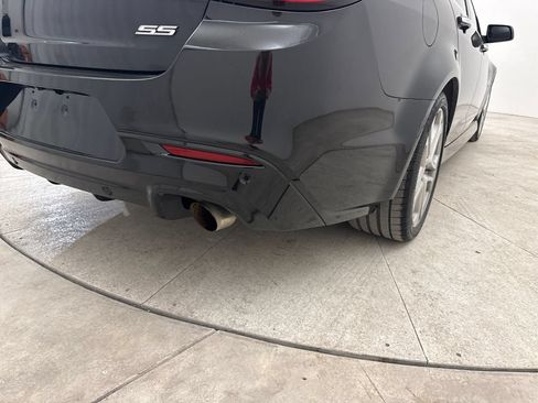 Used 2015 Chevrolet SS RWD image 20