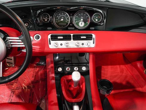 Used 2001 BMW Z8 image 12