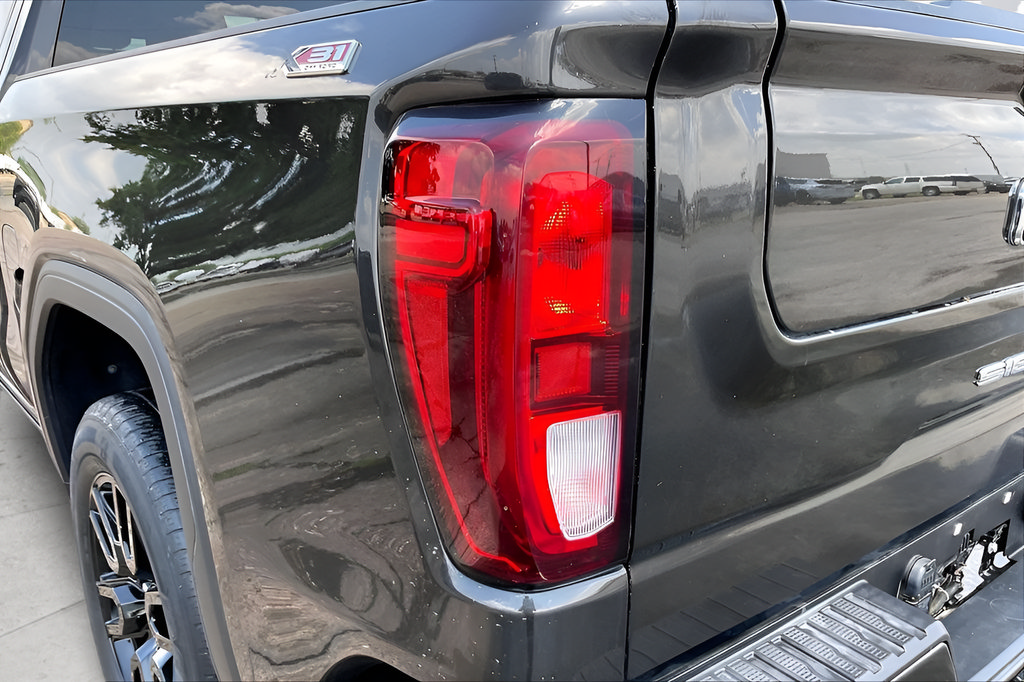 Used 2021 GMC Sierra 1500 Elevation w/ X31 Off-Road Package AWD/4WD image 20