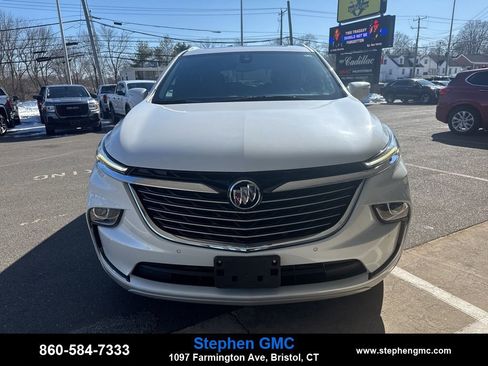 Used 2023 Buick Enclave Essence w/ Experience Buick Package image 2