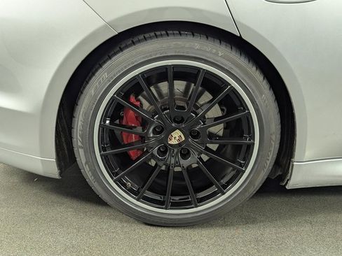 Used 2013 Porsche Panamera GTS image 14