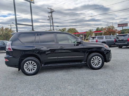 Used 2017 Lexus GX 460 Premium image 5