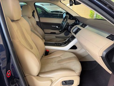 Used 2014 Land Rover Range Rover Evoque Pure AWD/4WD image 26