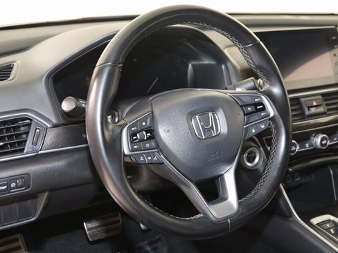 Used 2022 Honda Accord Sport image 6