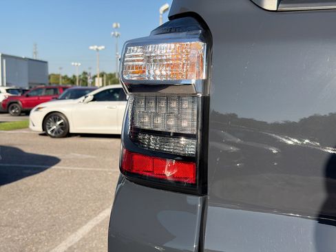 Used 2024 Toyota 4Runner TRD Off-Road Premium w/ Moonroof Package image 10