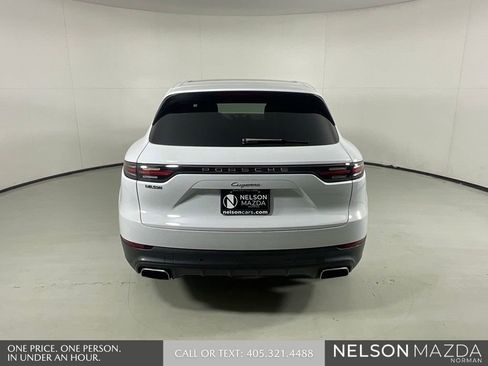 Used 2019 Porsche Cayenne AWD/4WD image 7