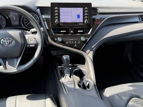 Used 2024 Toyota Camry SE FWD image 17