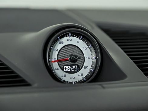 Used 2023 Porsche Cayenne GTS AWD/4WD image 33