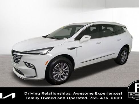 Used 2024 Buick Enclave Essence w/ LPO, Floor Liner Package image 4