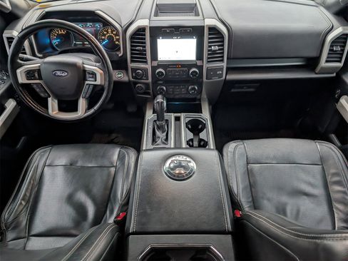 Used 2017 Ford F150 Lariat w/ Equipment Group 502A Luxury image 5