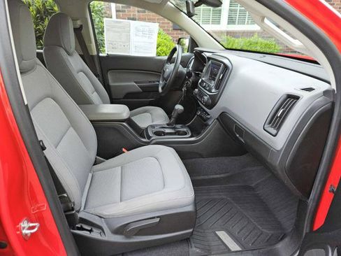 Used 2020 Chevrolet Colorado W/T w/ WT Convenience Package image 32