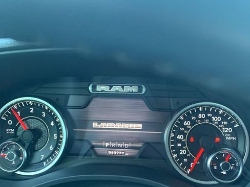 Used 2022 RAM 1500 Laramie image 26